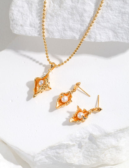 DOUBLE&LL Vintage Conch Shell Earrings with Natural Pearl Hypoallergenic - 925 Sterling Silver 18K Gold Plated , Luxury Seashell Jewelry